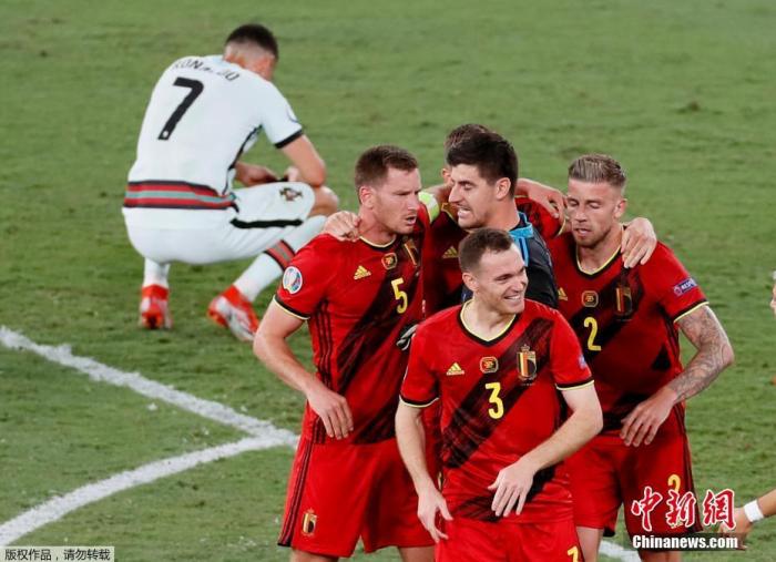 比赛中，世界排名第一的比利时对C罗进行了有针对性的防守。