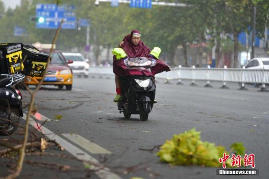 China meteorological authority upgrades emergency response to Level III for heavy rainfall