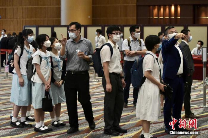 港青仰望星空问天宫：有朝一日望助力国家航天事业