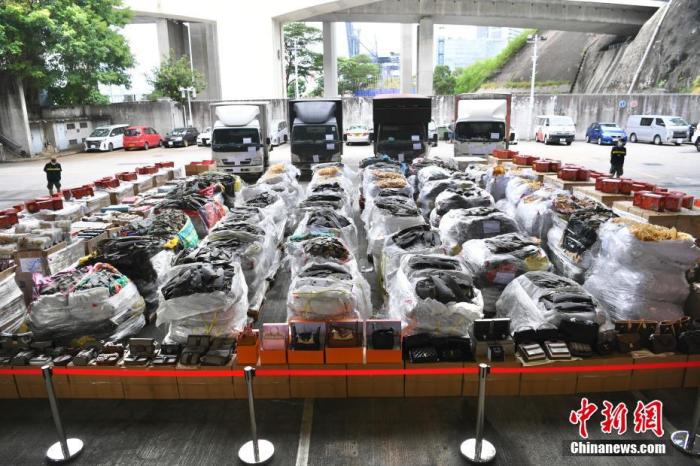 香港海关侦破走私案   检获市值约2.1亿港元货品