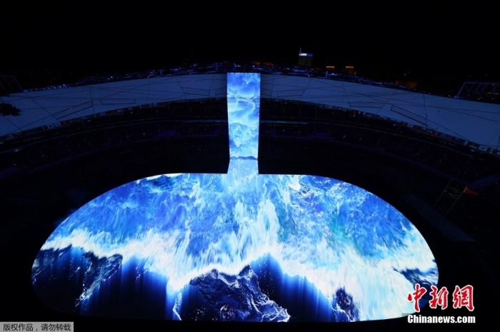 2月4日晚，举世瞩目的北京第二十四届冬季奥林匹克运动会开幕式在国家体育场隆重举行。