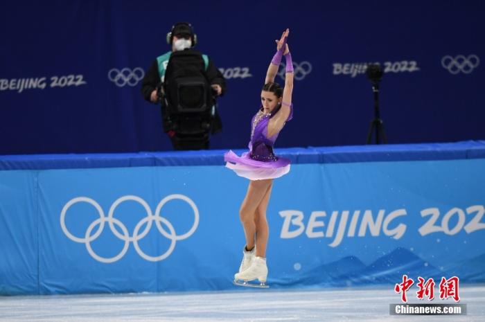 2月6日，俄罗斯奥委会选手卡米拉·瓦利耶娃在比赛中。<a target='_blank' href='/'>中新社</a>记者 李骏 摄