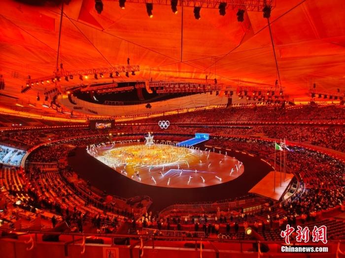 2月20日，北京2022年冬奥会闭幕式在国家体育场“鸟巢”举行。<a target='_blank' href='/'>中新社</a>记者 毛建军 摄