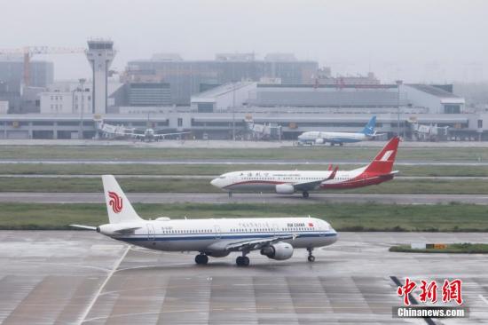 China's civil aviation industry continues to grow