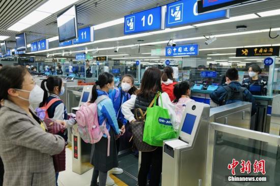 Entry-exit inspections increase over May Day holiday
