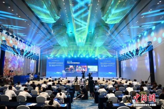 Safe, healthy cyberspace key for young people