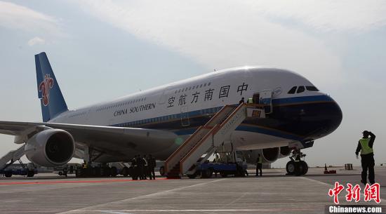 中国首架空客a380受热捧 头班豪华舱客票售罄