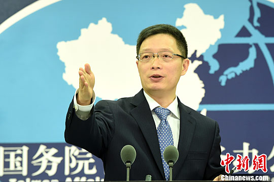 12月14日，国务院台湾事务办公室发言人安峰山回答记者提问。中新社记者 张勤 摄