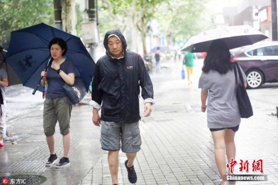 台风“温比亚”登陆上海带来大风大雨。 图片来源：东方ic 版权作品 请勿转载