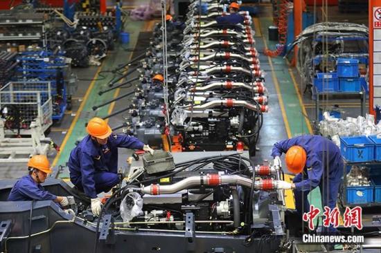 Q4 GDP seen putting China in driver's seat