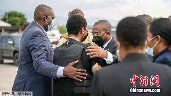 海地遇害总统葬礼附近再传枪响！美代表团紧急撤离