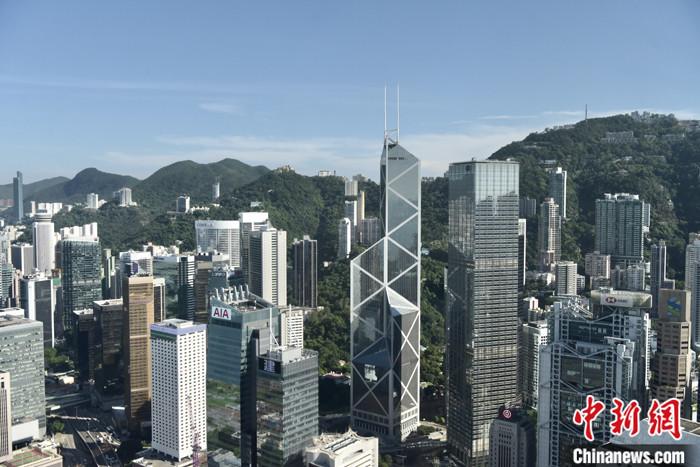 资料图为香港中环。 中新社记者 李志华 摄
