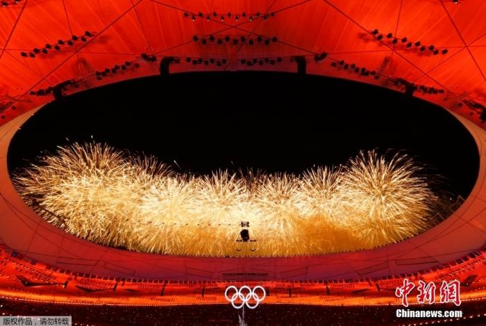 2月20日，北京2022年冬奥会闭幕式在国家体育场“鸟巢”正式拉开帷幕。
