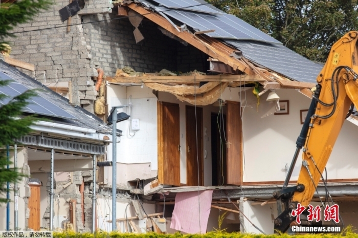 图为爆炸事故现场。