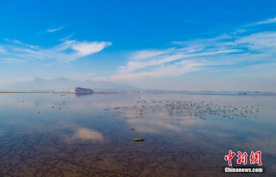 China's largest freshwater lake sees rising water level
