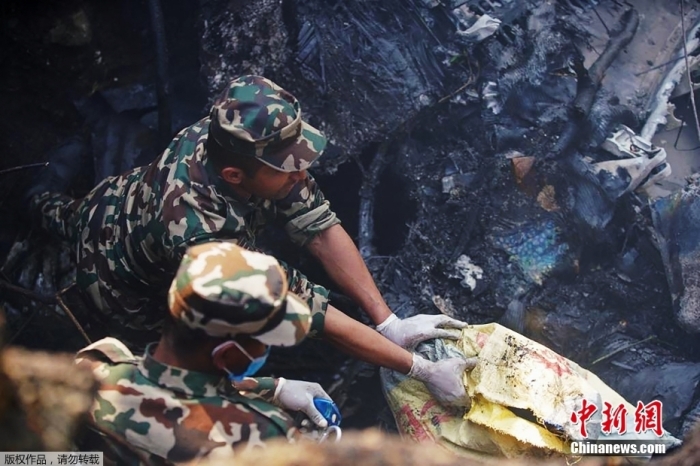尼泊尔坠机遇难人数不断攀升 机长最后一刻仍与塔台联系