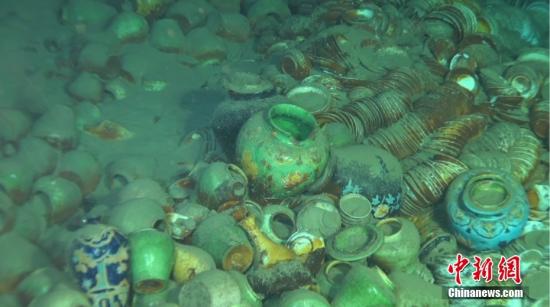 Yuan dynasty porcelain pieces discovered underwater in Jiangxi
